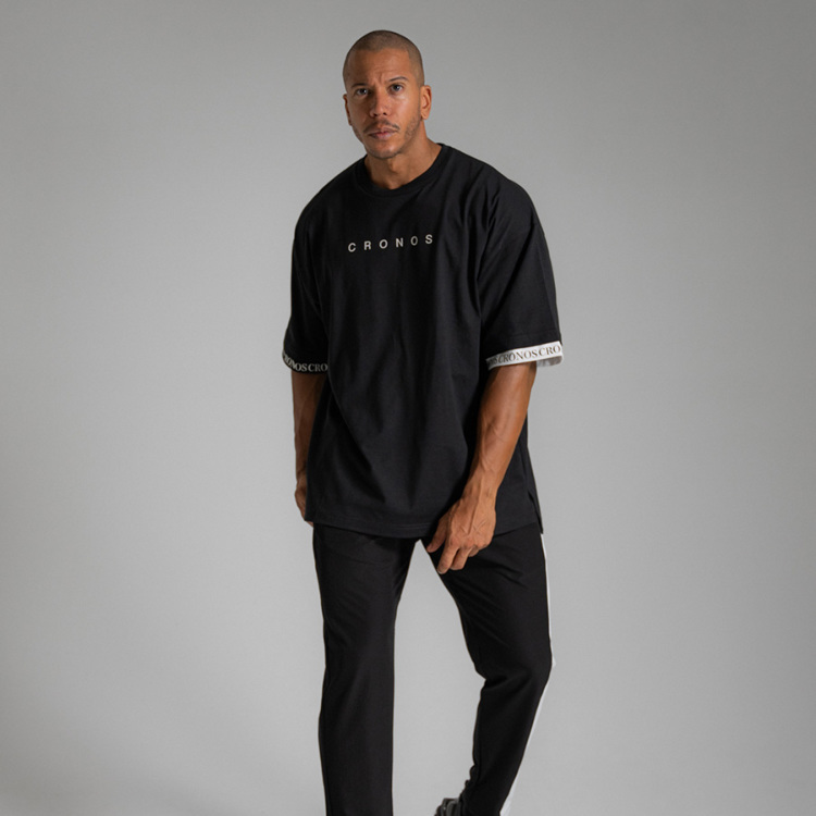 CRONOS SREEVE LOGO OVERSIZE T-SHIRTS BLACK | TOMIYA(トミヤ